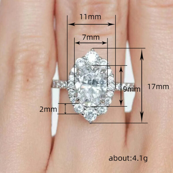 Women's Simple Mosaic Oval Zircon Ring - Image 5