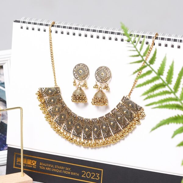 Personalized Retro Minority Ethnic Style Bohemian Water Ripple Necklace And Earrings Suite Ladies