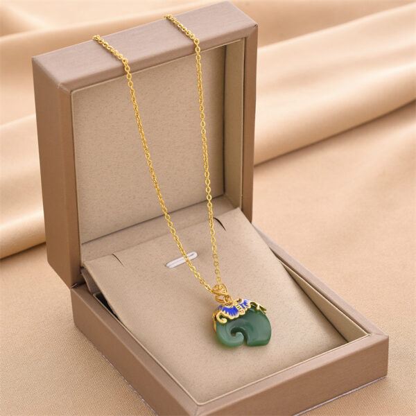 Necklace,stainless Steel,with Green Elephant ,Only Self-pickup Is Supported, And The Displayed Prices Are All Self-pickup Prices
