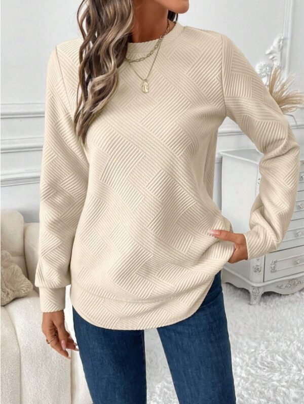 Women Casual Comfortable Waffle-Textured Asymmetrical Hem Crew Neck Sweatshirt - Image 4