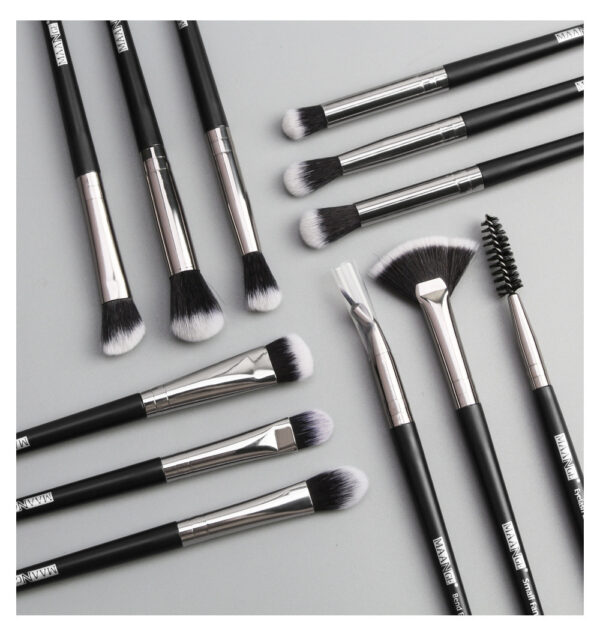 12 makeup brushes set - Image 3