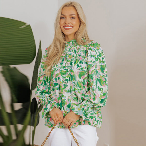 Color Matching Printed Turtleneck Chiffon Shirt