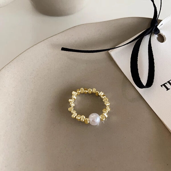 Women's Irregular Silver Pearl Ring - Image 5