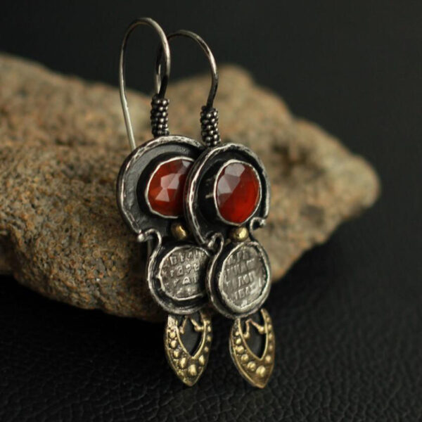 Ethnic Style Agate Red Water Drop Relief Retro Graceful Earrings - Image 2