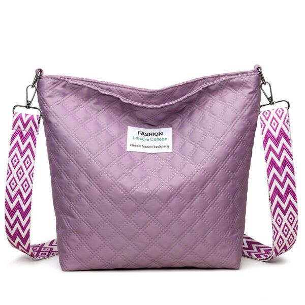 Fashion Quilted Shoulder Diamond Lattice Letter Label Large-capacity Crossbody Bag - Image 8
