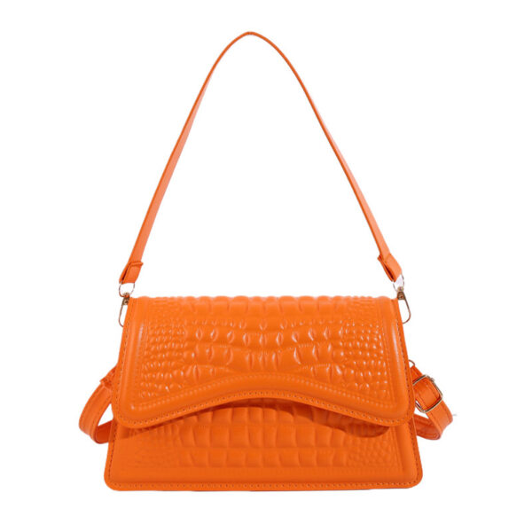 Pattern Shoulder Commuter Western Style Messenger Bag - Image 9