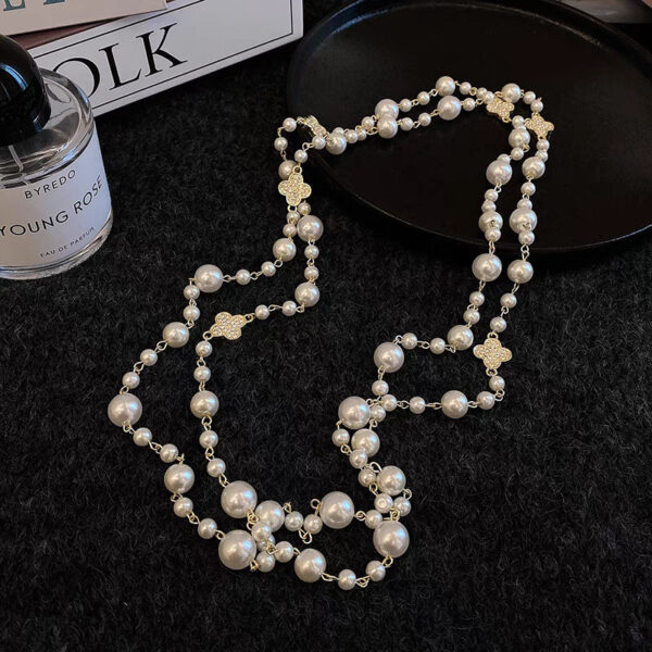 Retro Multi-layer Pearls Necklace Fashion Long Sweater Chain Versatile Accessories For Women - Image 3