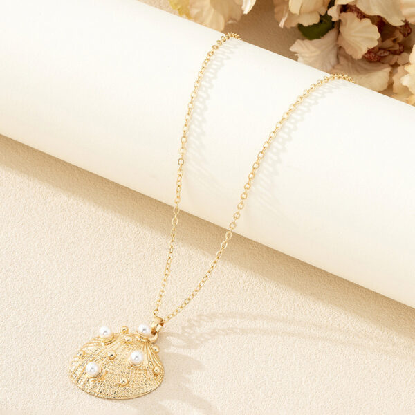 Pearl Shell Starfish Conch Pendant Necklace - Image 3